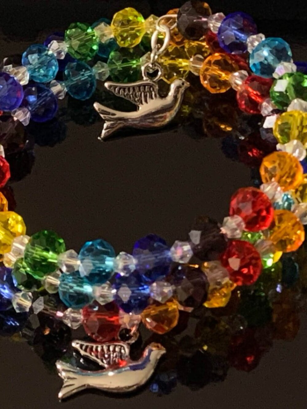 Handcrafted 'Noah's Ark' glass beaded coil bracelet and earrings. - Picture 2 of 4